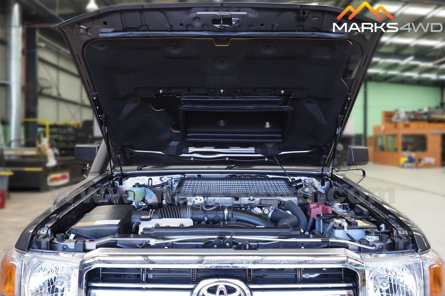 Toyota LandCruiser 70 SERIES BONNET STRUTS