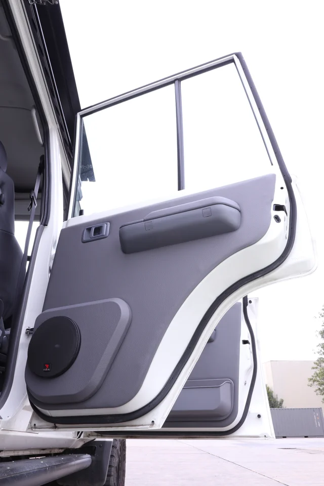 s945896115501574269_p62_i9_w4000 Image of Front & Rear 6