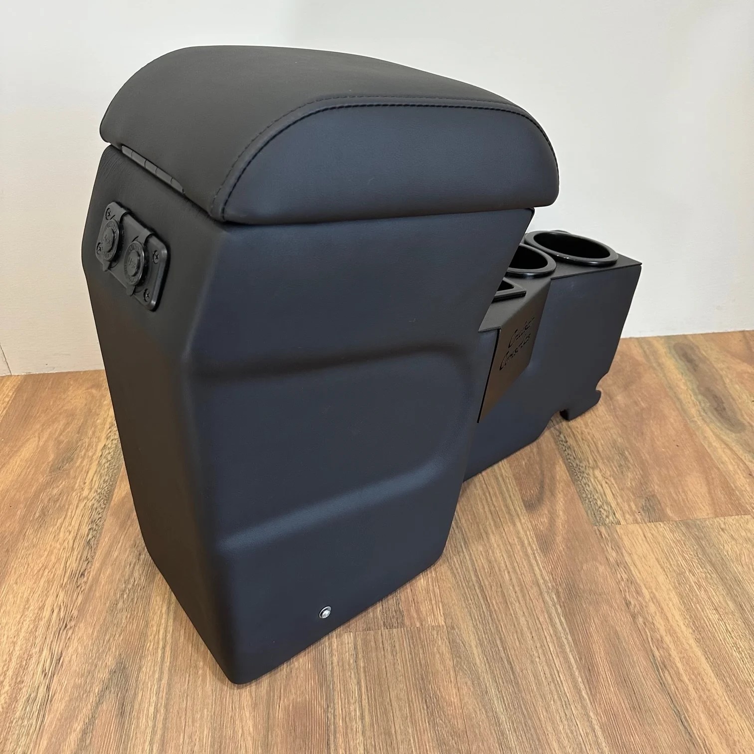 GDJ dual 3 Image of Half Length Centre Console | 2.8L Automatic 79/76 Series  | Cruiser Consoles